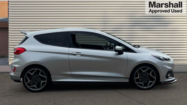 Used Ford Fiesta 2020 for sale - 76217039: Photo 2