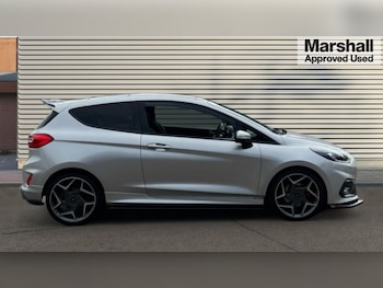 Used Ford Fiesta 2020 for sale - 76217039: Photo 2