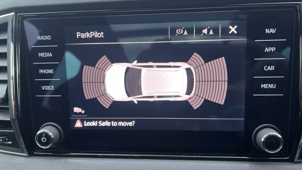 Used Skoda Karoq 2020 for sale - 76901297: Photo 32