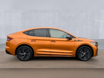 Used Skoda Enyaq 2025 for sale - 76874402: Photo