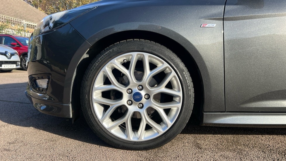 Used Ford Focus 2017 for sale - 76760714: Photo 17