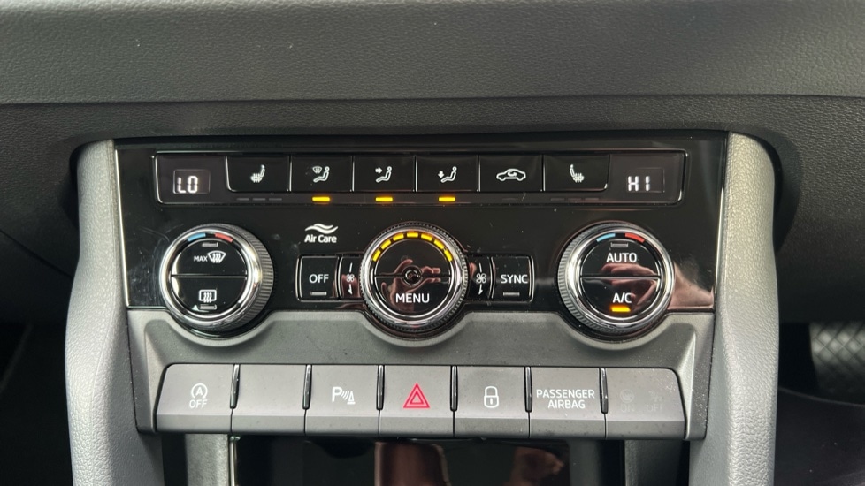 Used Skoda Karoq 2024 for sale - 76873980: Photo 27