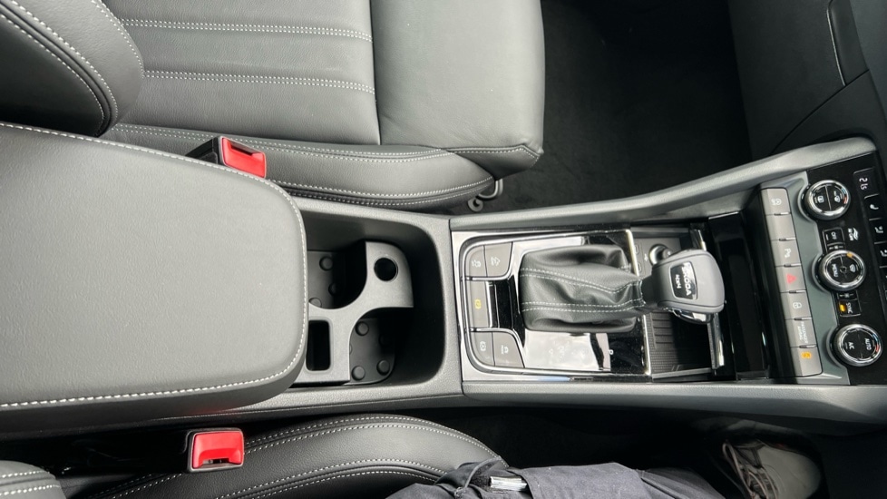 Used Skoda Karoq 2025 for sale - 76871506: Photo 27