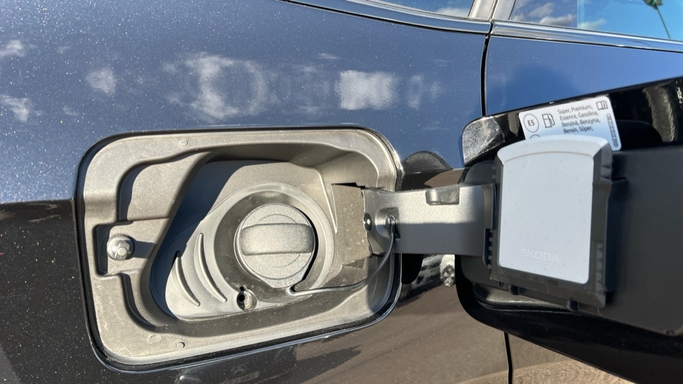 Used Skoda Karoq 2025 for sale - 76871506: Photo 29