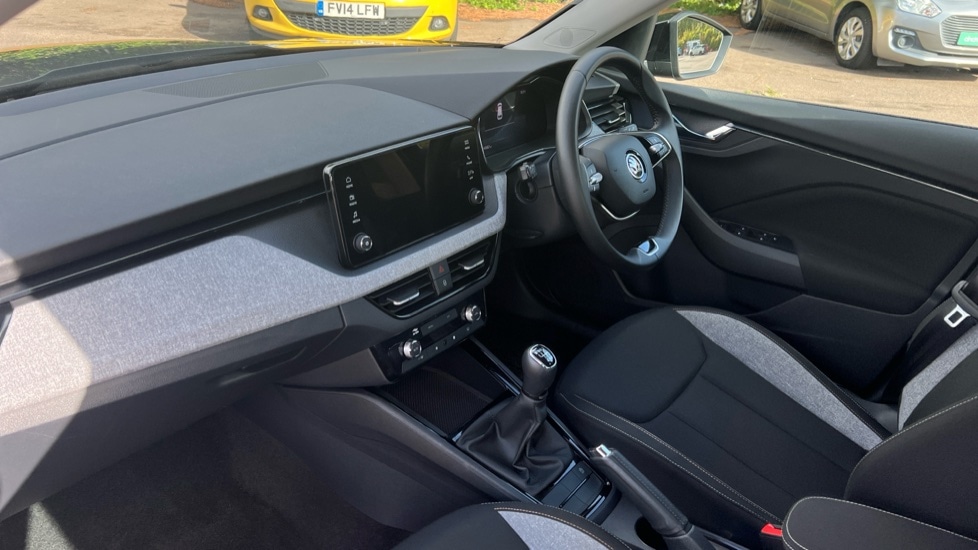 Used Skoda Kamiq 2024 for sale - 75775888: Photo 2