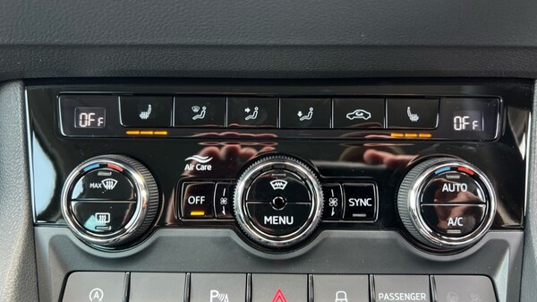 Used Skoda Karoq 2025 for sale - 75554382: Photo 39