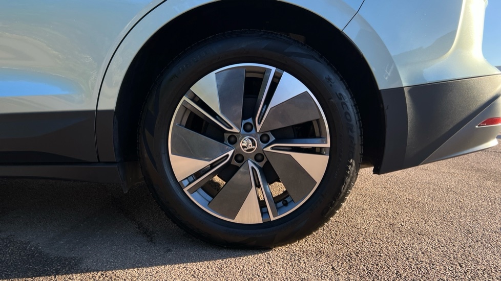 Used Skoda Enyaq 2025 for sale - 76872014: Photo 18