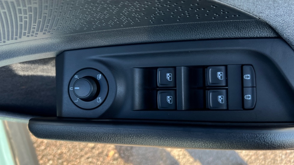 Used Skoda Enyaq 2025 for sale - 76872014: Photo 28