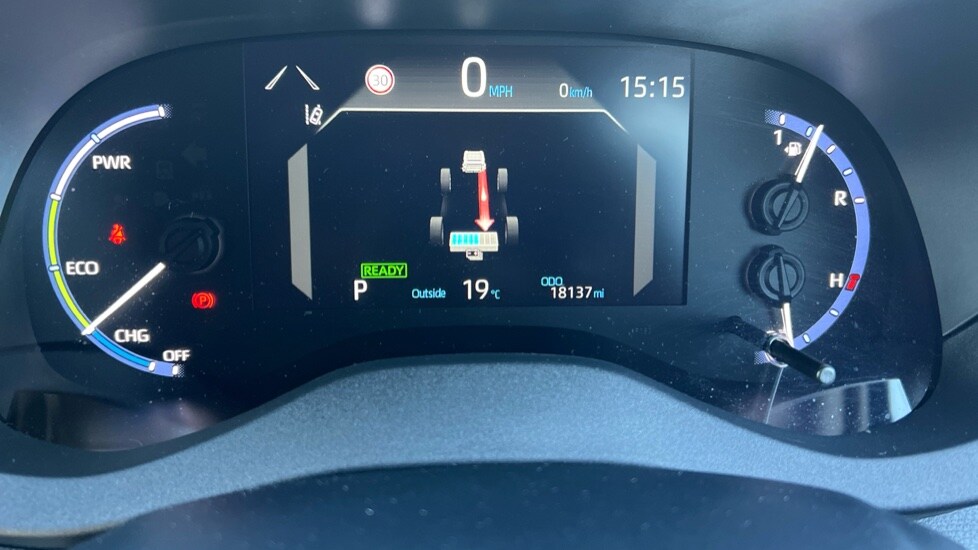 Used Toyota Yaris Cross 2023 for sale - 75992887: Photo 13