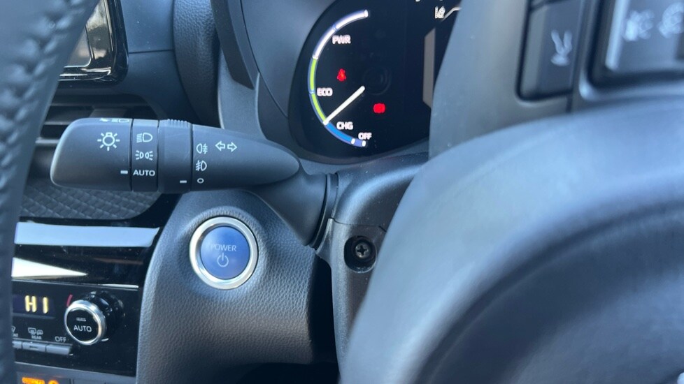 Used Toyota Yaris Cross 2023 for sale - 75992887: Photo 25