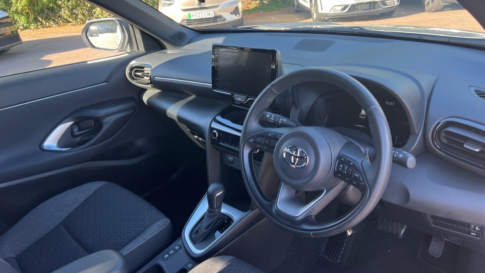 Used Toyota Yaris Cross 2023 for sale - 75992887: Photo 9