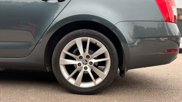 Used Skoda Octavia 2020 for sale - 76302453: Photo 18