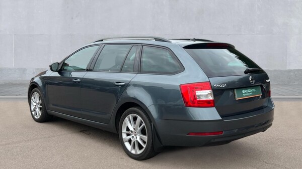 Used Skoda Octavia 2020 for sale - 76302453: Photo 3
