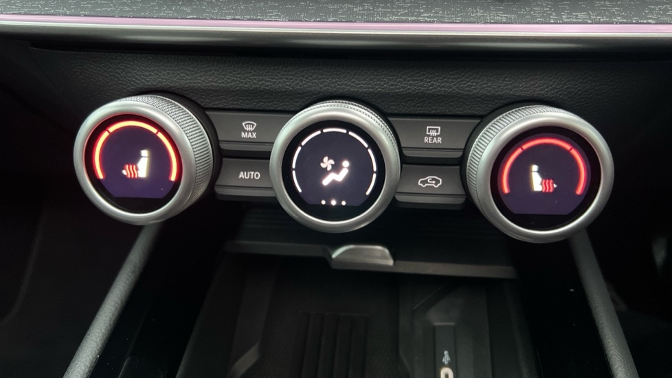 Used Skoda Superb 2025 for sale - 76873439: Photo 34