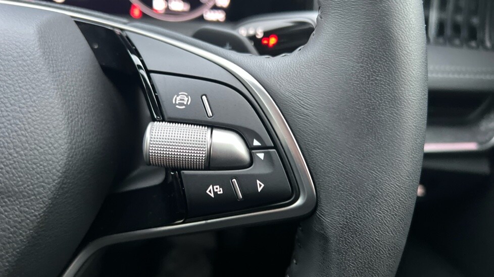 Used Skoda Superb 2025 for sale - 76873439: Photo 36