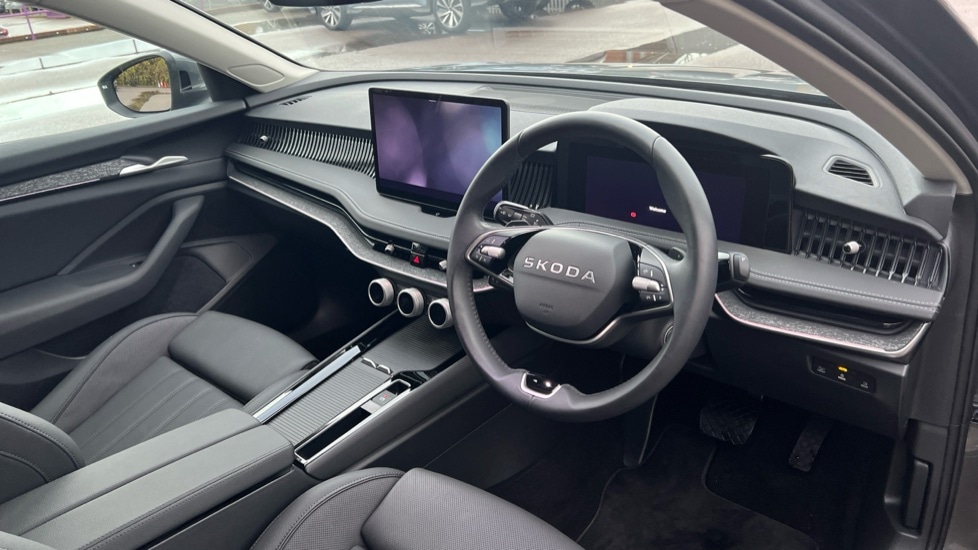 Used Skoda Superb 2025 for sale - 76873439: Photo 6