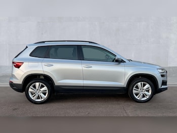 Used Skoda Karoq 2024 for sale - 76921666: Photo