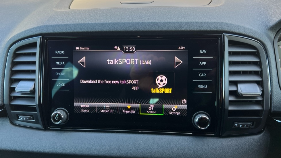 Used Skoda Karoq 2024 for sale - 76630152: Photo 25