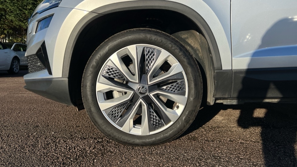 Used Skoda Karoq 2024 for sale - 76872553: Photo 19