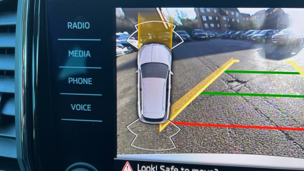 Used Skoda Karoq 2024 for sale - 76872553: Photo 23