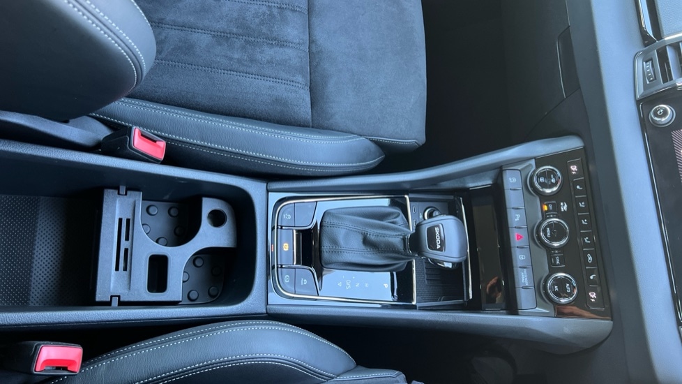 Used Skoda Karoq 2024 for sale - 76872553: Photo 26