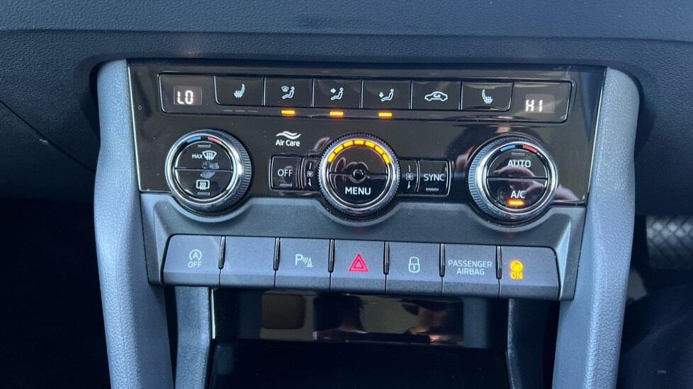 Used Skoda Karoq 2024 for sale - 76872553: Photo 28