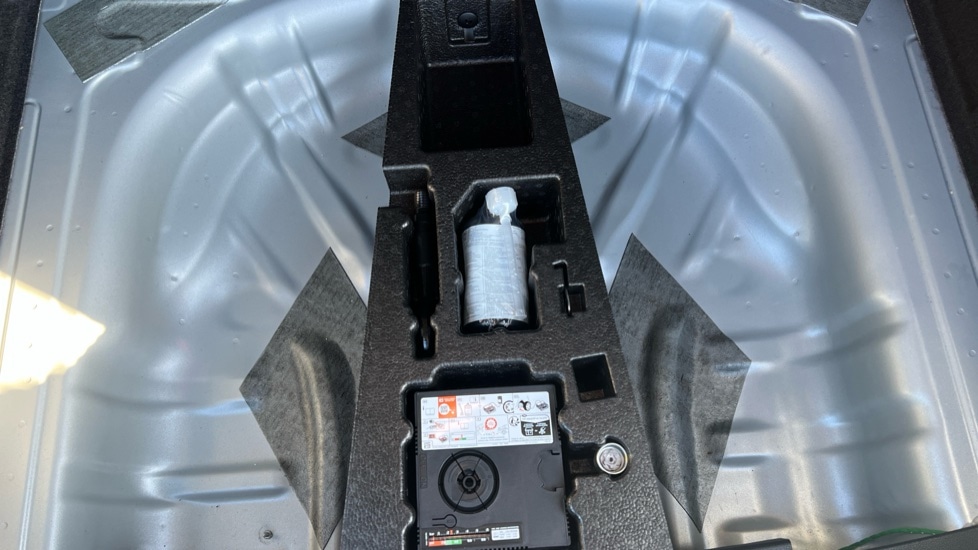 Used Skoda Karoq 2024 for sale - 76872553: Photo 30