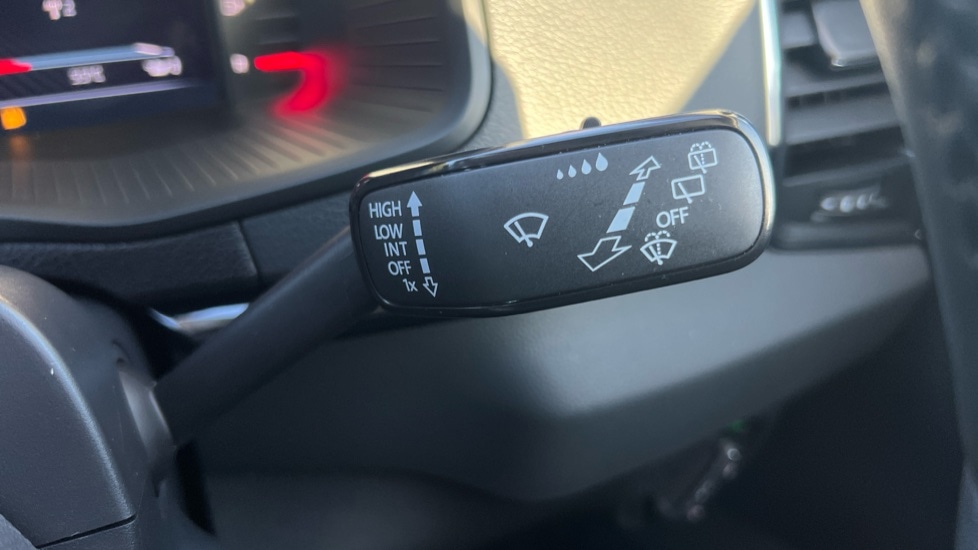 Used Skoda Karoq 2024 for sale - 76872553: Photo 34