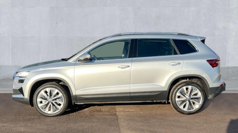 Used Skoda Karoq 2024 for sale - 76872553: Photo 9