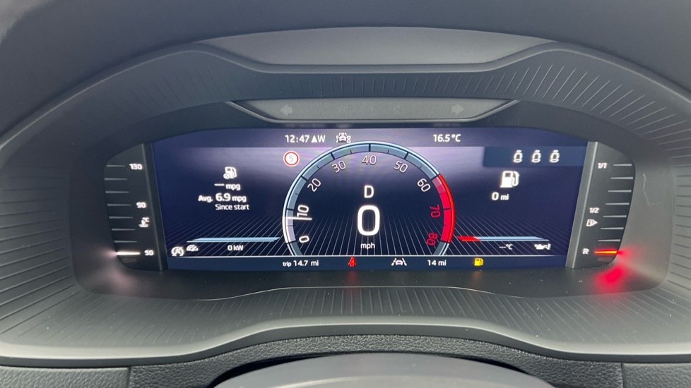 Used Skoda Karoq 2025 for sale - 76871275: Photo 14