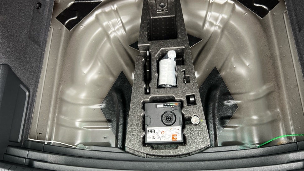 Used Skoda Karoq 2025 for sale - 76871275: Photo 38