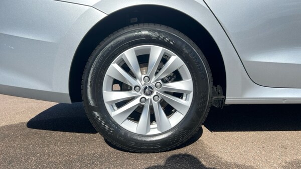 Used Skoda Octavia 2024 for sale - 75992825: Photo 5