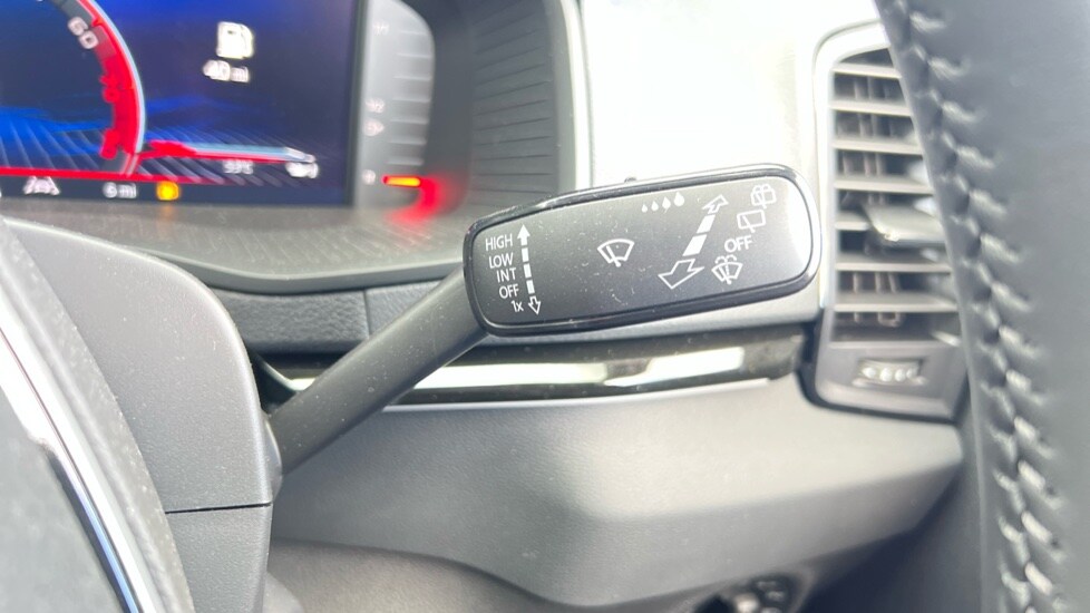 Used Skoda Karoq 2025 for sale - 76161361: Photo 35
