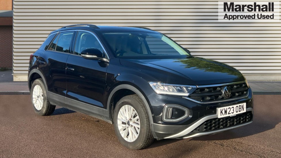 Used Volkswagen T-Roc 2023 for sale - 76873290: Photo 1