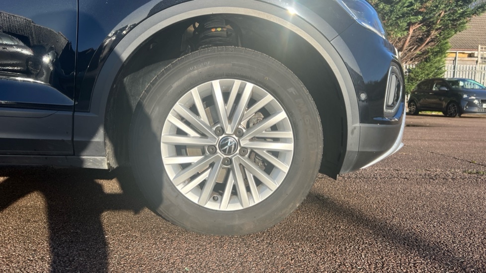 Used Volkswagen T-Roc 2023 for sale - 76873290: Photo 20