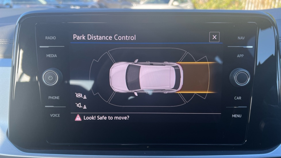 Used Volkswagen T-Roc 2023 for sale - 76873290: Photo 27