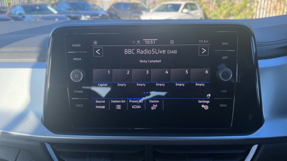 Used Volkswagen T-Roc 2023 for sale - 76873290: Photo 33