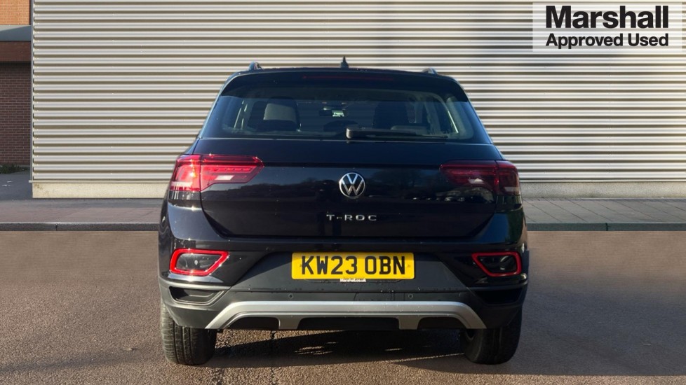 Used Volkswagen T-Roc 2023 for sale - 76873290: Photo 4