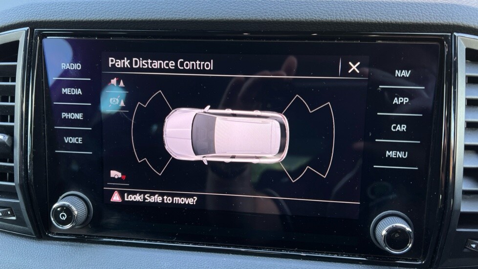 Used Skoda Karoq 2022 for sale - 76870192: Photo 31