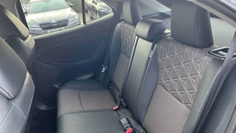 Used Toyota Yaris Cross 2022 for sale - 76875037: Photo 14