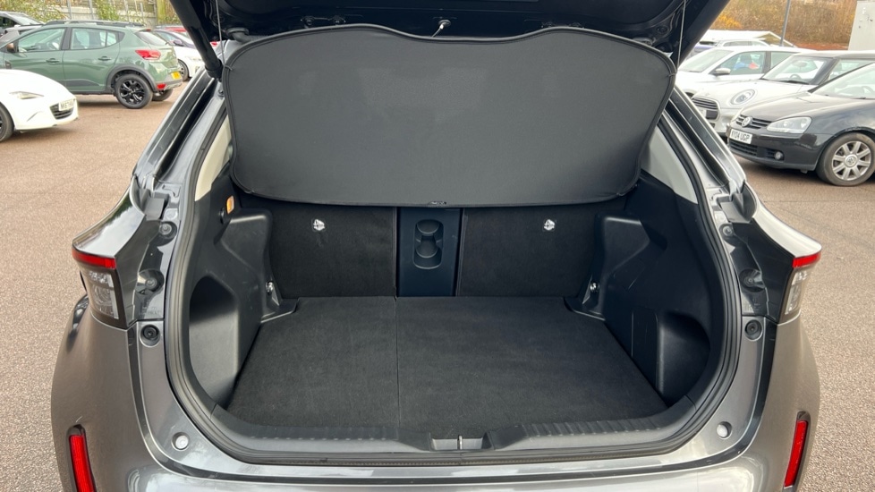 Used Toyota Yaris Cross 2022 for sale - 76875037: Photo 15