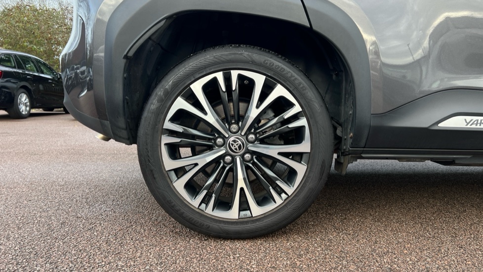 Used Toyota Yaris Cross 2022 for sale - 76875037: Photo 19