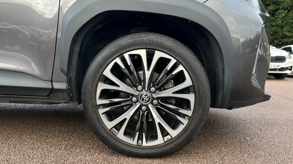 Used Toyota Yaris Cross 2022 for sale - 76875037: Photo 20