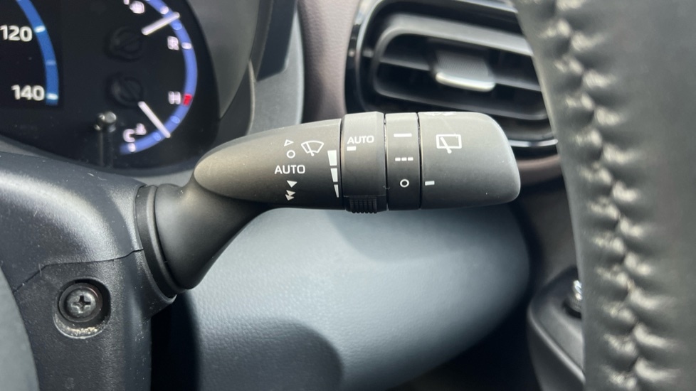 Used Toyota Yaris Cross 2022 for sale - 76875037: Photo 24