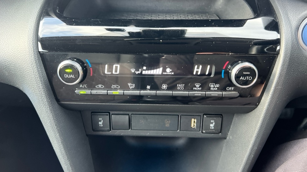 Used Toyota Yaris Cross 2022 for sale - 76875037: Photo 34