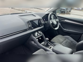 Used Skoda Karoq 2025 for sale - 76501433: Photo