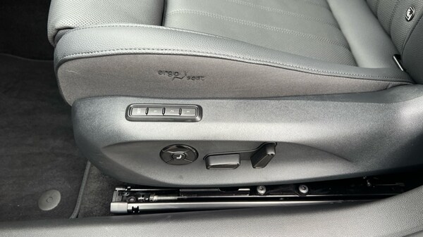 Used Skoda Superb 2024 for sale - 76273013: Photo 29