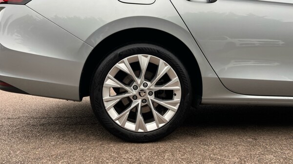 Used Skoda Superb 2024 for sale - 76273013: Photo 5