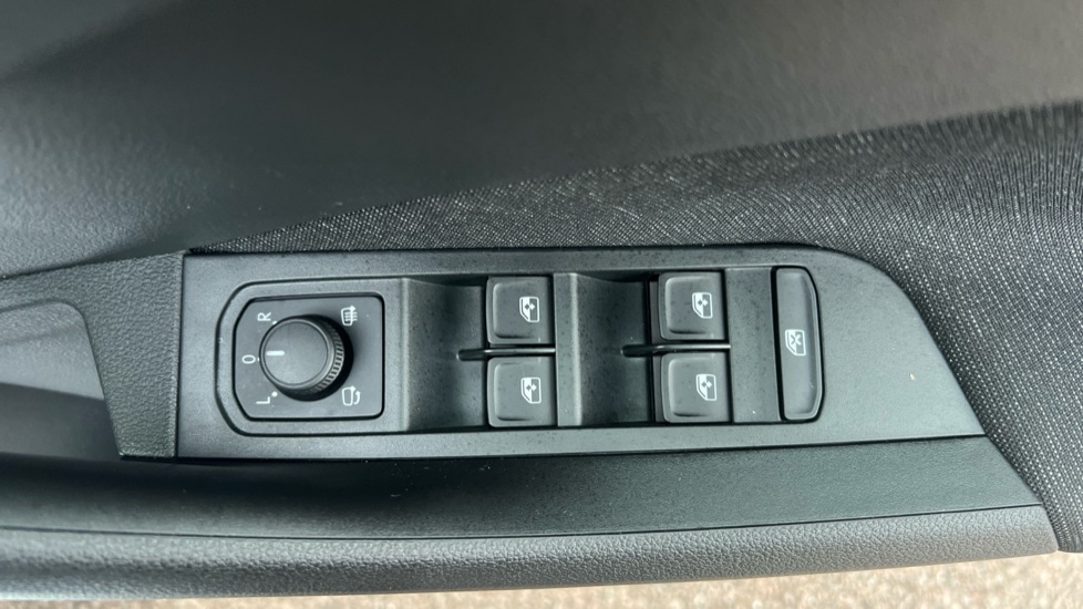 Used Skoda Kamiq 2025 for sale - 76540139: Photo 28