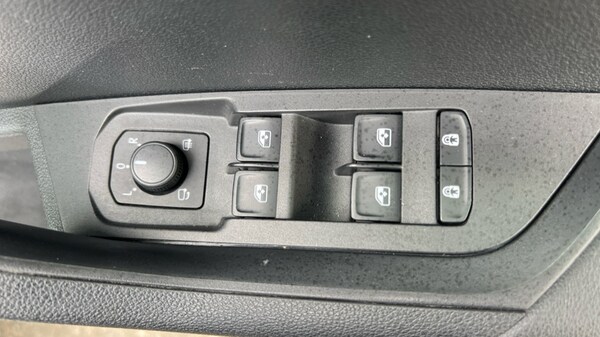 Used Skoda Karoq 2024 for sale - 75595520: Photo 28